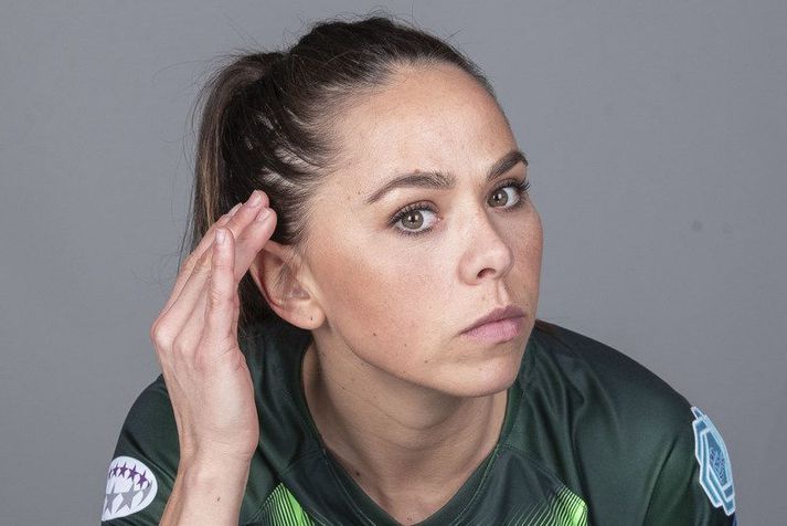 Sara Björk Gunnarsdottir á ekki góðar miningar frá úrslitaleik Meistaradeildarinnar með Wolfsburg þar sem hún meiddist mjög illa.