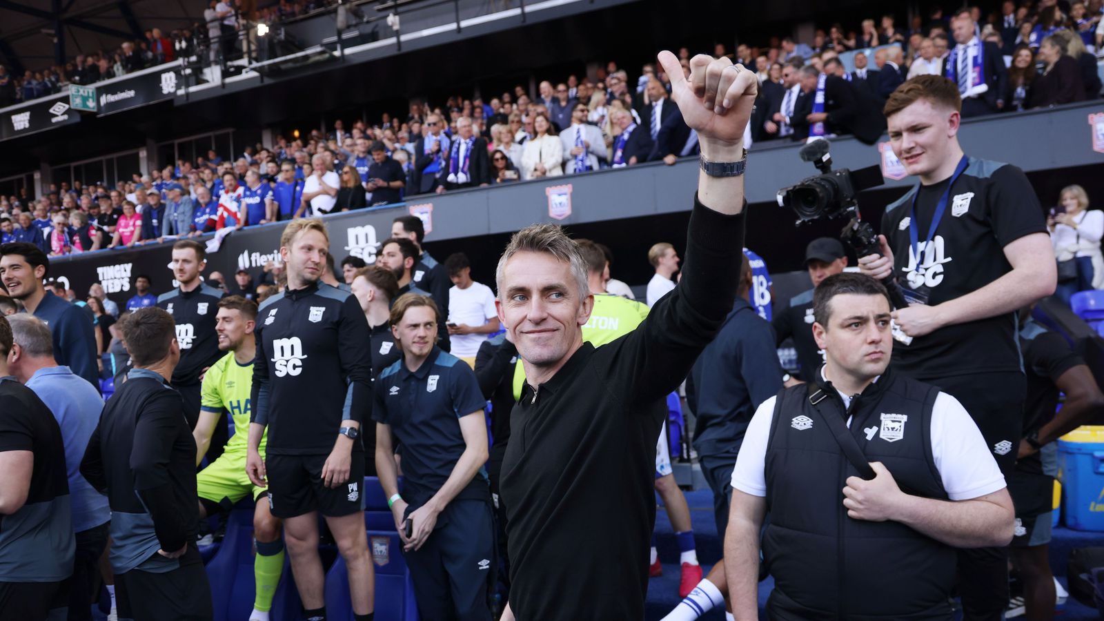 McKenna hættir ó­vænt sem stjóri Ipswich