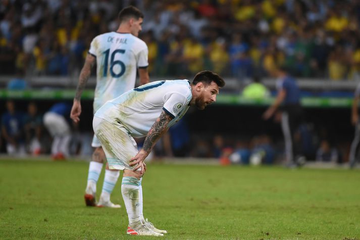 Það er mikið álag á bestu knattspyrnumönnum heims og Lionel Messi þurfti oft að kynnast. Vandamálið er að það er alltaf að aukast.
