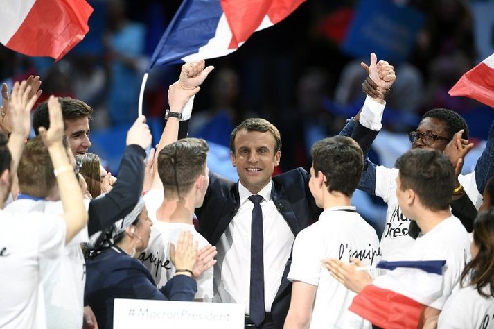 Emmanuel Macron þykir enn líklegastur til að verða næsti forseti Frakklands.