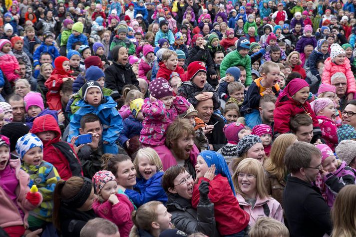 Það verður mikið fjör í Hafnarfirði í dag sem aðra daga. 