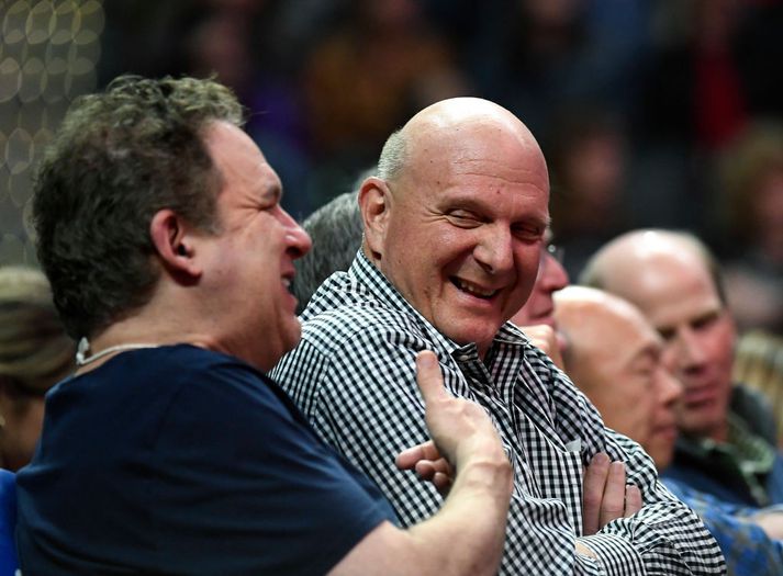 Steve Ballmer, eigandi LA Clippers, er hættur að kalla sig eiganda. Það getur því enginn móðgast út í hann.