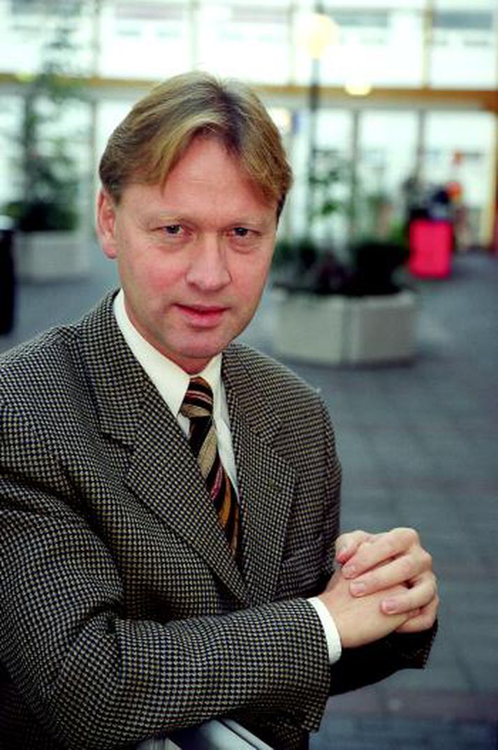 Sigurbjörn Sveinsson 
formaður Læknafélag Íslands segir sjúklingum mismunað eftir sjúkdómum og efnum.