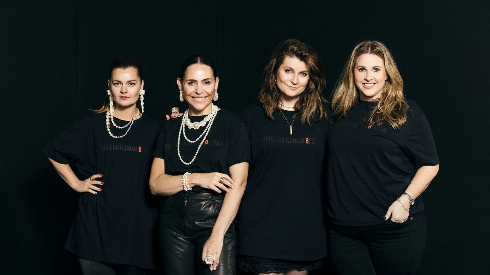 Qanday qilib orgazmga erishish haqida video darslik Toymas Liza Enn katta xorozlarga minadi