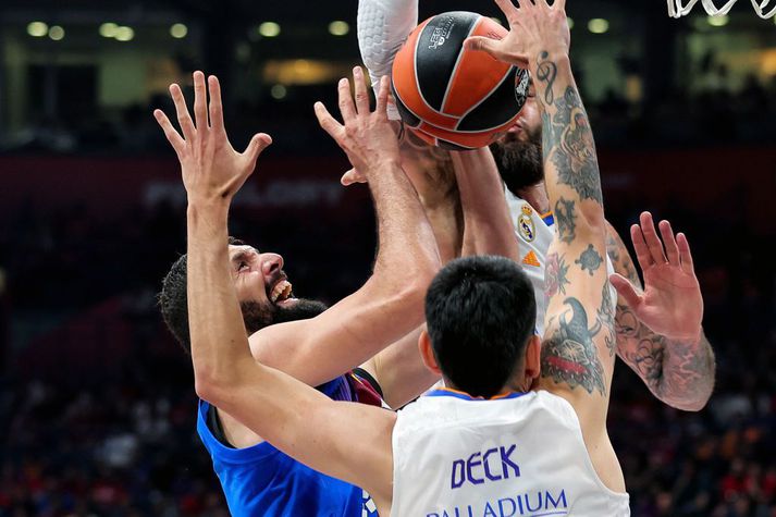 Real Madrid og Barcelona mættust í undanúrslitum EuroLeague í Belgrad þar sem Madridingar höfðu betur.