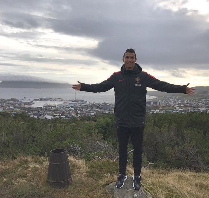 Ronaldo fór í morgungöngu í Færeyjum.