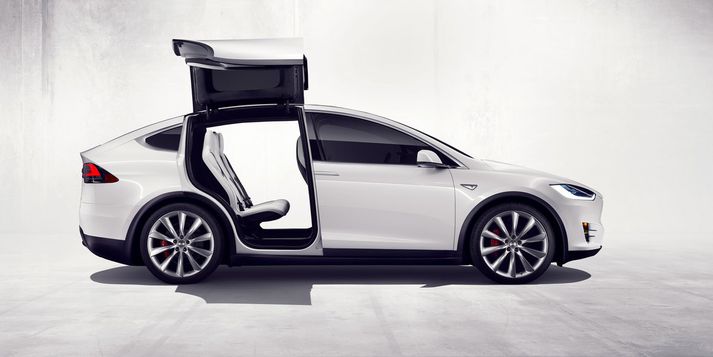 Tesla Model X er sneggsti jeppi heims.
