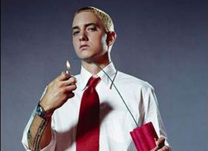 Ný plata frá rapparanum snjalla Eminem er væntanleg í byrjun desember.