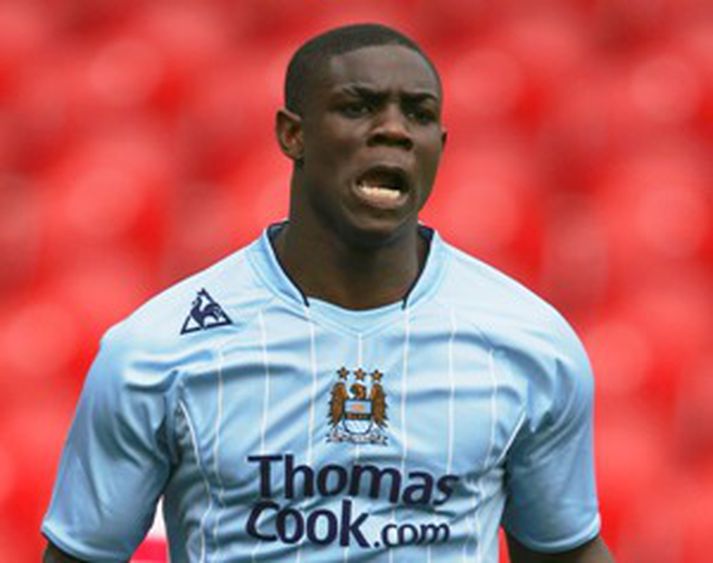 Micah Richards er aðeins 19 ára gamall.