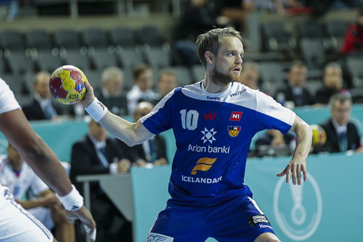 Snorri Steinn Guðjónsson telur að framtíðin sé björt hjá íslenska landsliðinu þrátt fyrir vonbrigðin eftir tapið gegn Frökkum á HM í kvöld. 