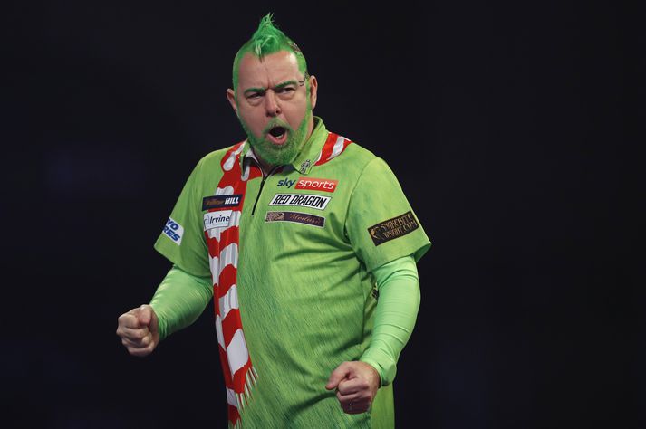 Peter Wright mætti klæddur eins og Grinch í fyrra. Hann vann öruggan 3-0 sigur í kvöld.