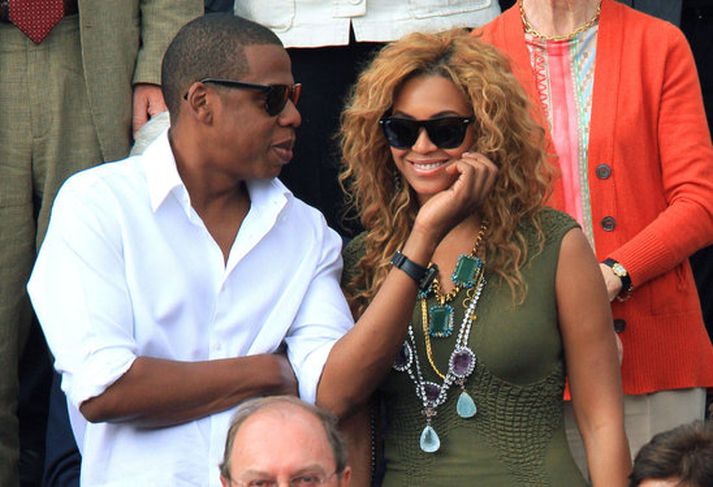 Jay Z á vin sem heitir Marco sem hvatti hann til að gerast vegan. Hér er Jay Z með eiginkonu sinni, Beyoncé.