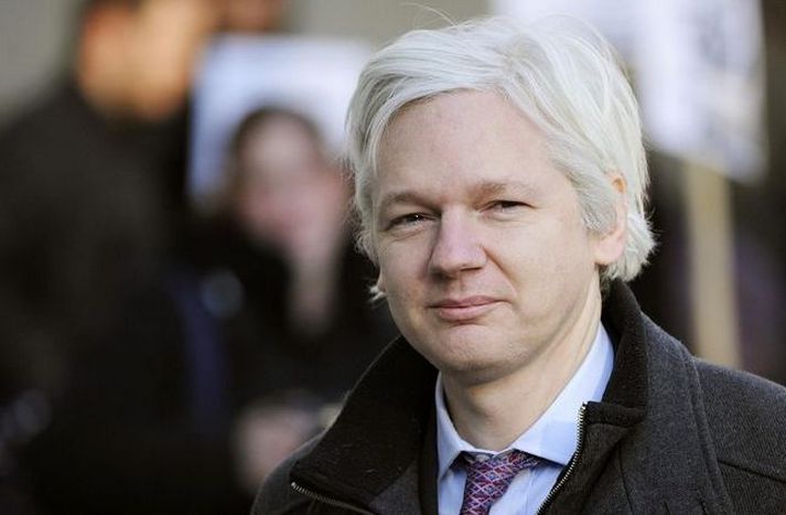 Stofnandi Wikileaks á enn von á því að verða handtekinn, stígi hann fæti út fyrir sendiráð Ekvador.
