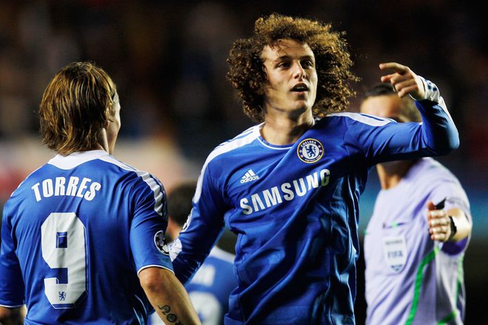 Luiz fagnar marki sínu í kvöld með Torres.