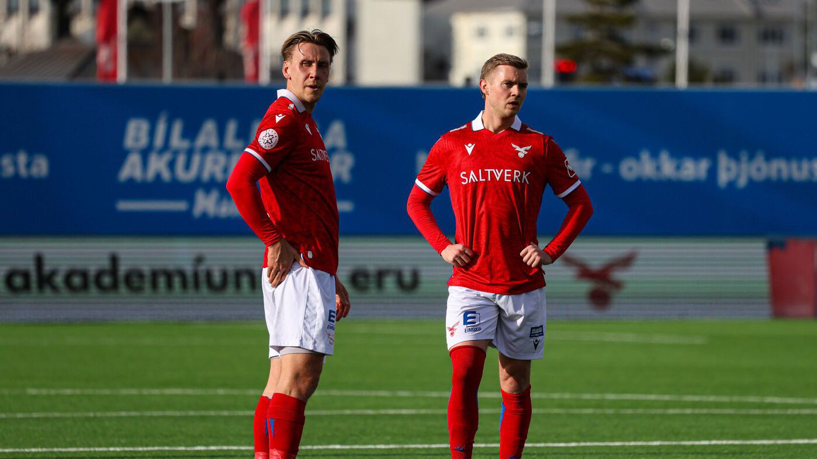 Valur - FH | Harðhausaslagur á Hlíðar­enda