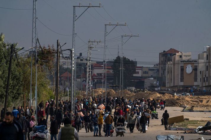 Um tvær milljónir Palestínumanna eru á vergangi vegna árása Ísraels.