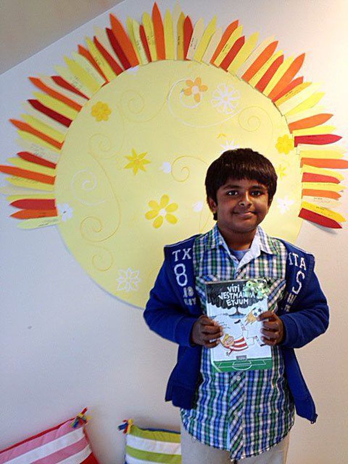 Í hverri viku í sumar verður nýr bókaormur dreginn úr potti Borgarbókasafns og kynntur á Krakkasíðu Fréttablaðsins. Muhammed Faisal Ólafsson er fyrsti vinningshafinn.