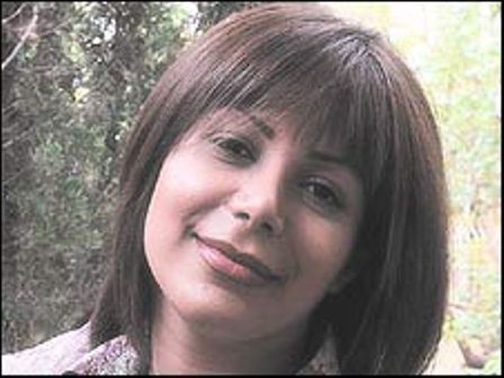 Neda Agha Soltan var aðeins 27 ára gömul þegar hún var skotinn á strætum Teheran.