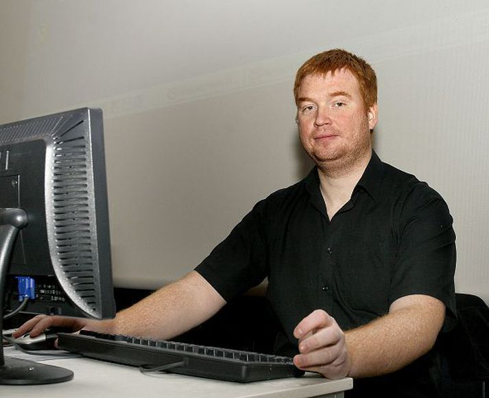Hilmar Veigar Péturs­son er forstjóri CCP sem framleiðir tölvuleikinn EVE Online og þykir hafa náð markvert góðum árangri með fyrirtæki sitt á árinu.Markaðurinn/GVA