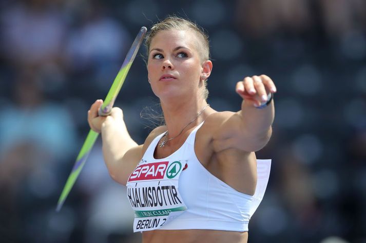Ásdís Hjálmsdóttir Annerud hefur náð fjölda kasta yfir 60 metra í sumar.