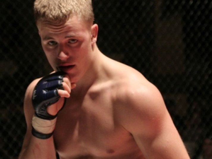 Gunnar Nelson baradagaíþróttamaður.