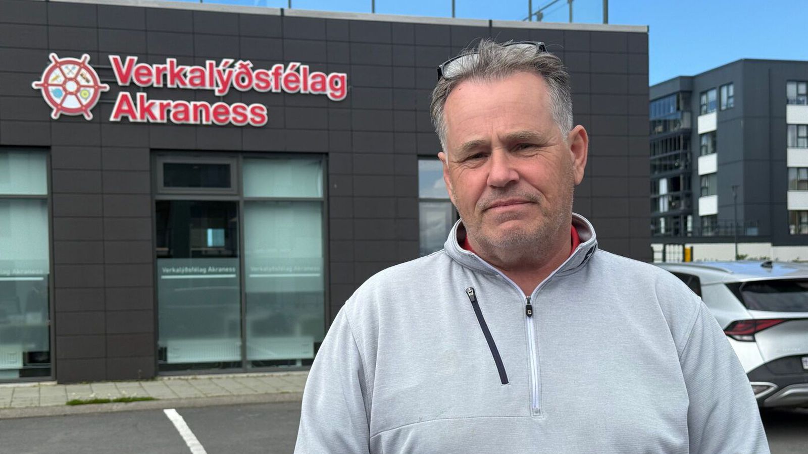 Gagn­rýnir að skipinu hafi ekki verið vísað frá