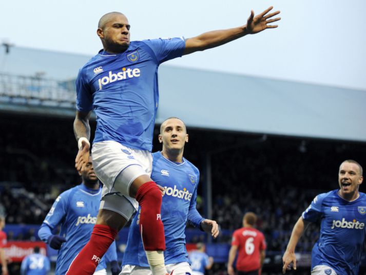 Kevin-Prince Boateng fagnar marki á móti Manchester United.