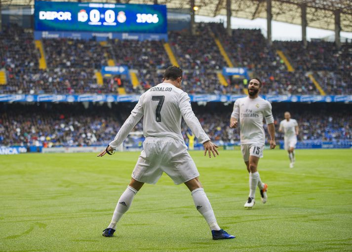 Ronaldo fagnar fyrsta marki sínu í dag.