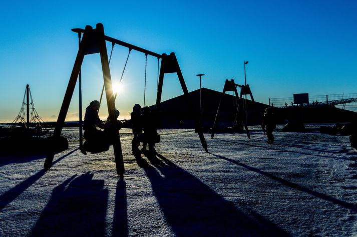 Hvorki skóli né sveitarfélag er tilgreindur í úrskurði Persónuverndar.