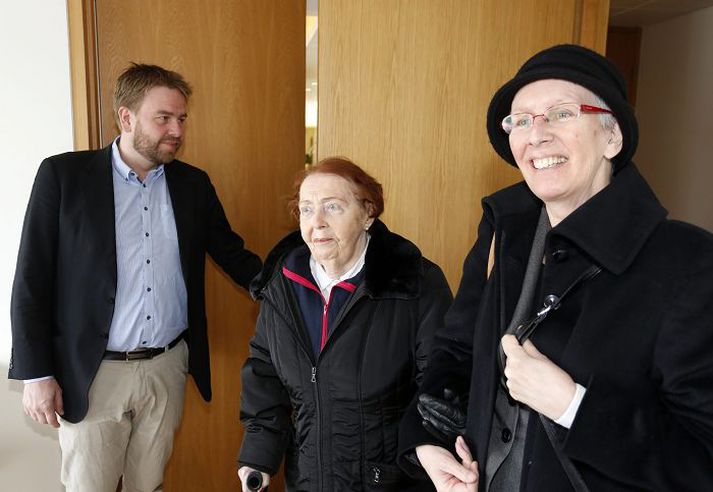 Guðrún Einarsdóttir á fundi Matthíasar Imsland um lök kjör aldraðra og ýmis baráttumál þeirra. 