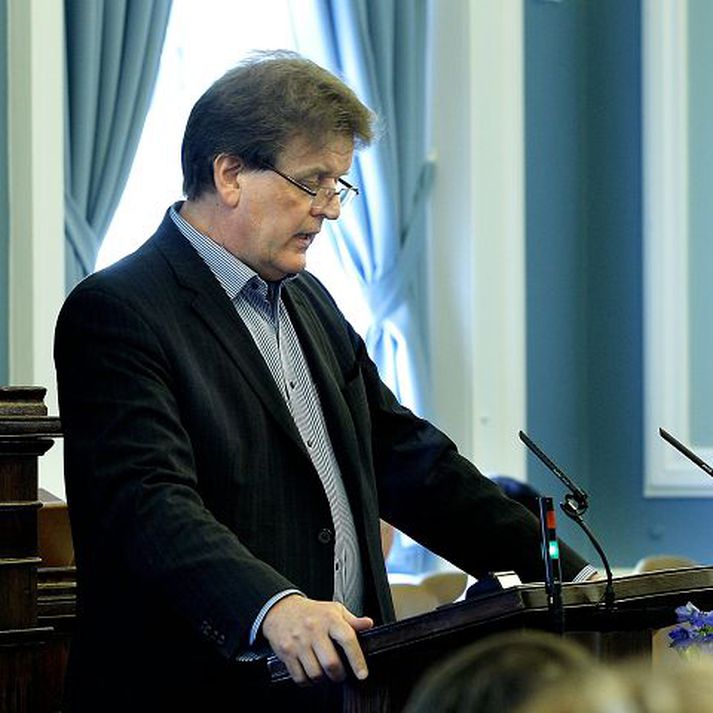 nefndarformaður Guðbjartur Hannesson segir óvíst hvenær Alþingi muni ljúka umfjöllun um ríkisábyrgð vegna Icesave.fréttablaðið/gva