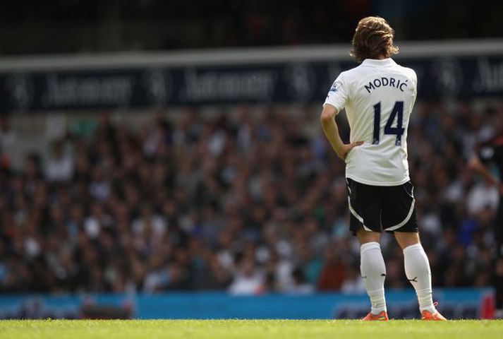 Modric var sterklega orðaður við United og Chelsea síðasta sumar en fór ekki fet.