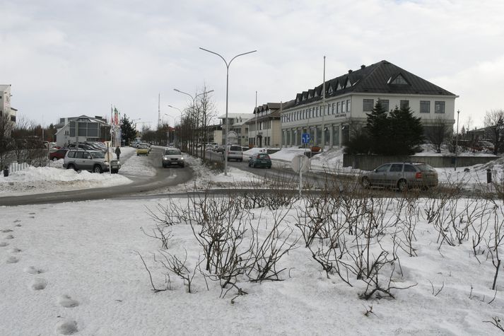 Fjölmargar stofnanir sveitarfélagsins Árborgar loka eftir hádegi