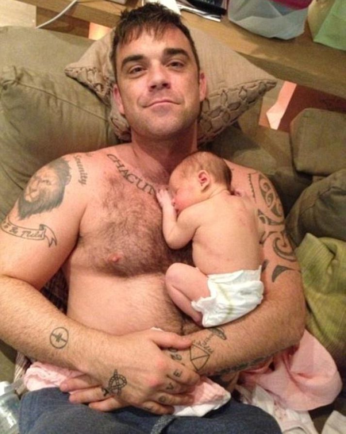 17. september árið 1999 hélt Robbie Williams tónleika á Íslandi.
