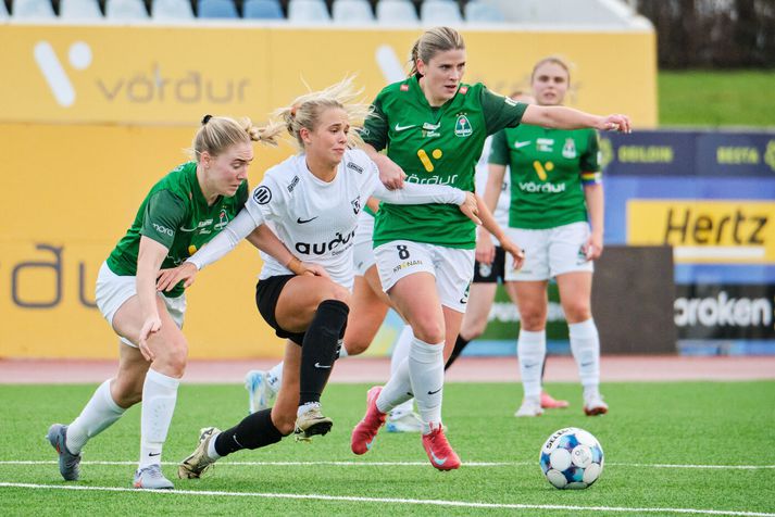 Heiða Ragney Viðarsdóttir í leik með Blikum á móti FH í fyrrasumar.