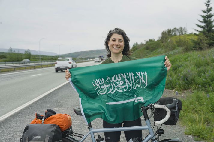 Yasmine varð fyrsta sádí-arabíska konan til að hjóla hringinn í sumar. 