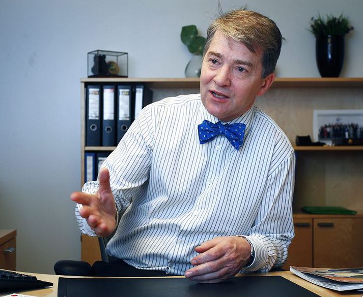 Magnús Jóhannesson hefur starfað sem ráðuneytisstjóri umhverfisráðuneytisins frá árinu 1992 og var áður siglingamálastjóri frá árinu 1985. Næstu fjögur árin, hið minnsta, mun hann gegna stöðu framkvæmdastjóra fastaskrifstofu Norðurskautsráðsins í Tromsö.