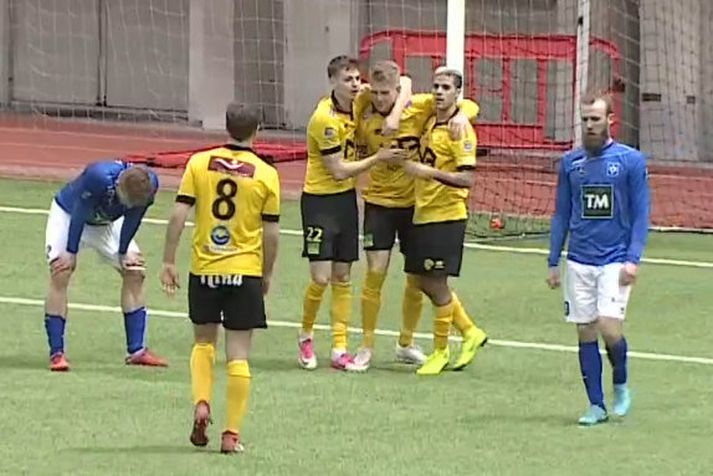 Skagamenn fagna einu af mörkunum sínum.