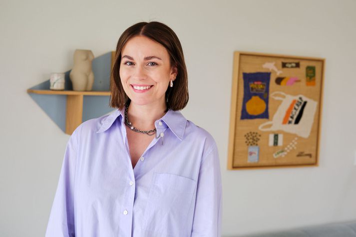 Það má svo sannarlega tala um Iceland Innovation Week sem vikuna sem vex og vex. Því þegar Edda Konráðsdóttir og meðstofnandi hennar fóru af stað með hátíðina Covid árið 2021, voru gestir um 100 talsins á netinu og um tíu talsins á staðnum, enda samgöngubann. Í þessari viku sækja um 3500 viðburði hátíðarinnar.
