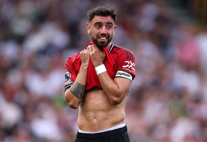 Bruno Fernandes brást bogalistin á vítapunktinum þegar Manchester United gerði jafntefli við Fulham, 1-1, á Craven Cottage.