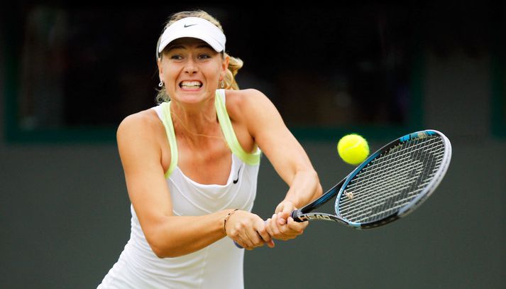 Sharapova er úr leik á Wimbledon.
