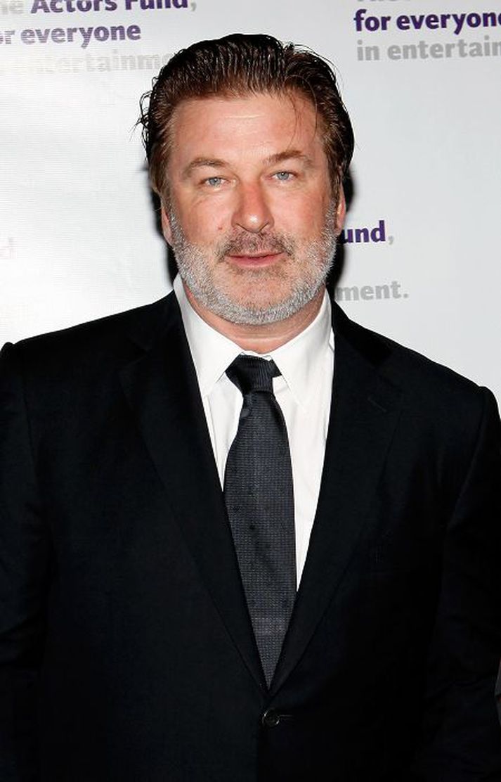 Alec Baldwin hefur þurft að kljást við kanadísku leikkonuna Genevieve Sabourin síðan árið 2010. Hún hefur verið dæmd til að halda sig fjarri leikaranum.
