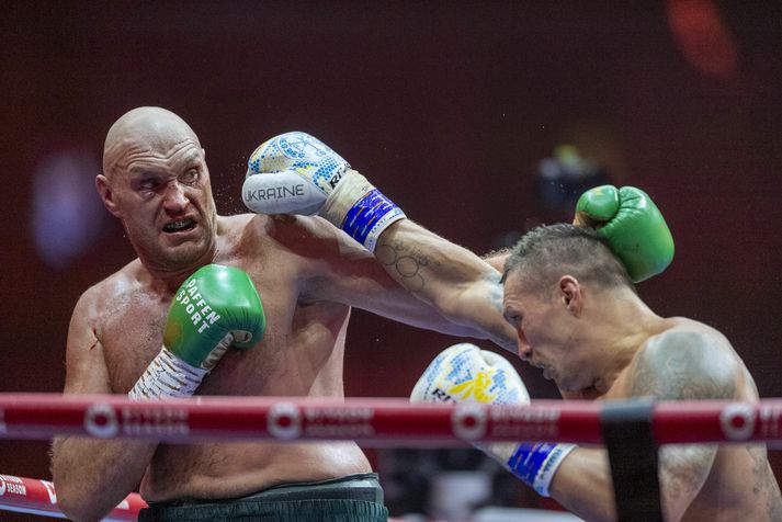 Tyson Fury og Oleksandr Usyk munu mætast að nýju.
