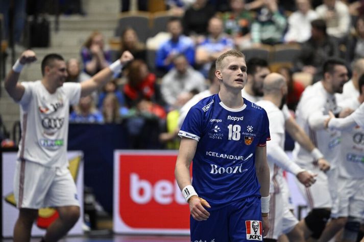 Ungverjar fagna sigri gegn Íslandi í Kristianstad árið 2023. Svona myndir viljum við ekki sjá í kvöld.