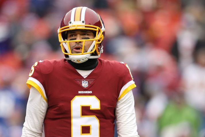 Mark Sanchez í leik með Washington Redskins eins og liðið hét þá.