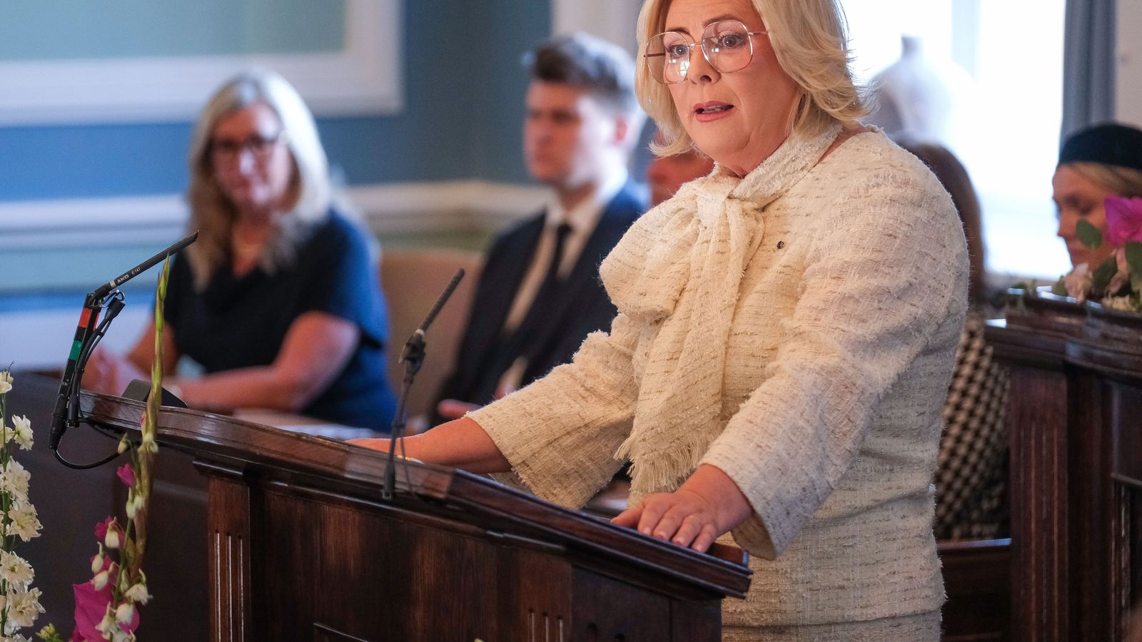 Á­varp Höllu: 'Slíkur missir snertir okkur öll'
