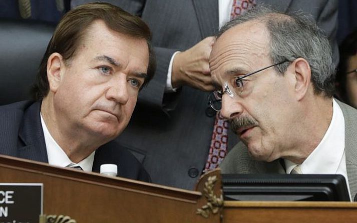 Ed Royce (t.v.) og Eliot Engel taka höndum saman í bréfi sínu til íslenskra stjórnvalda.