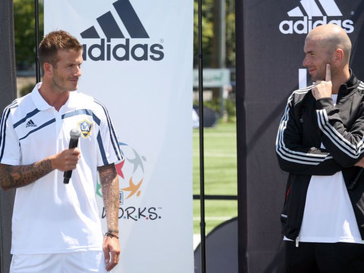 David Beckam sést hér með Zinedine Zidane.