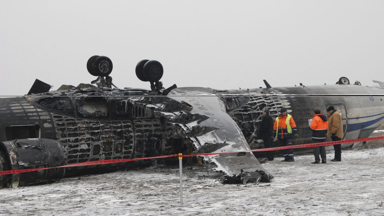 14 октября 2008 года. Авиакатастрофы Белавиа. Авария CRJ-100 В Ереване. Крушение Белавиа. Крушения авиакомпании Белавиа.