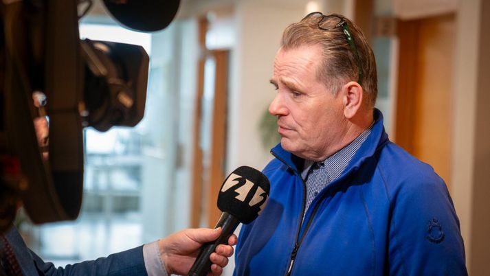 Vilhjálmur Birgisson, formaður Verkalýðsfélags Akraness, segir gjaldþrot Skagans 3X hnefahögg fyrir samfélagið á Akranesi og furðar sig á hvers vegna ekki var hægt að semja til þess að halda starfseminni gangandi með nýjum eigendum.